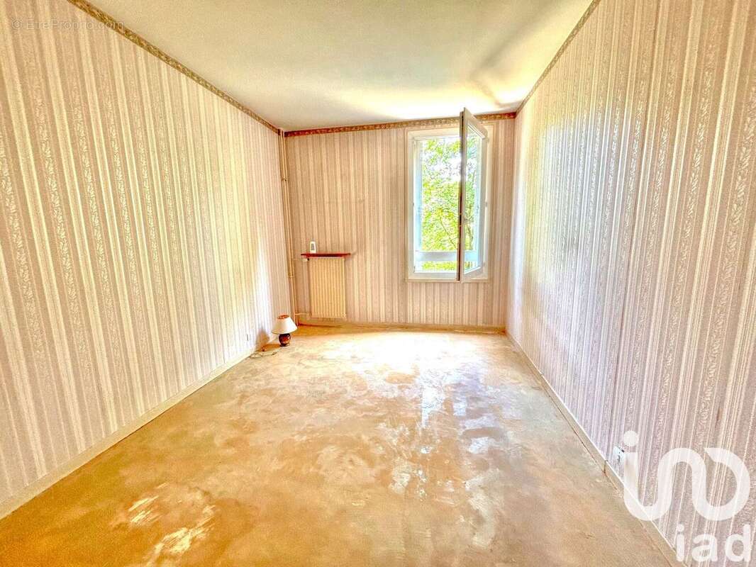 Photo 7 - Appartement à CORBEIL-ESSONNES