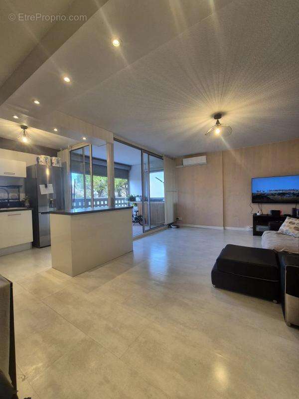 Appartement à PLAN-DE-CUQUES