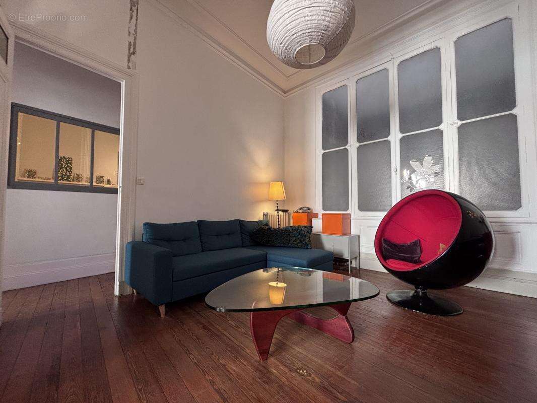 Appartement à BORDEAUX