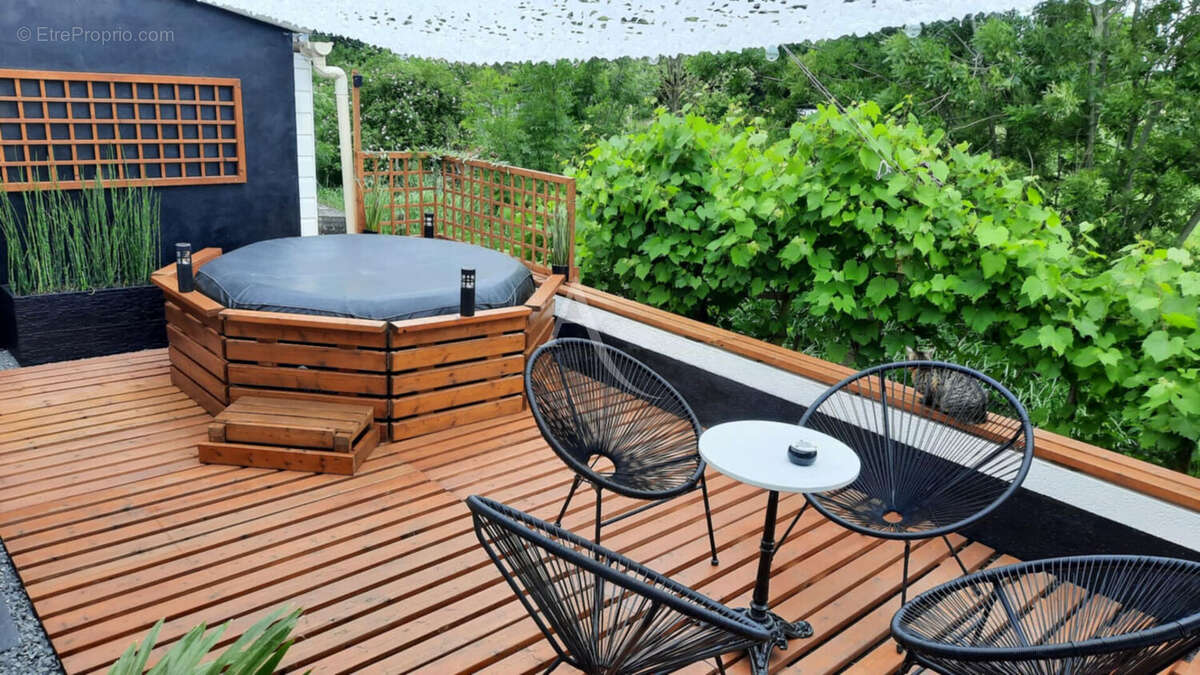 Maison à L&#039;ILE-D&#039;ELLE