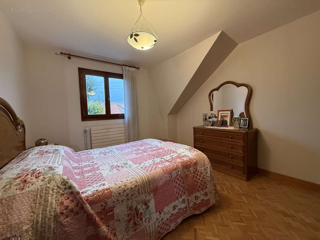 Maison à LE BLANC-MESNIL