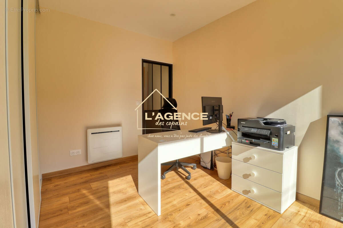 Maison à CALONNE-SUR-LA-LYS