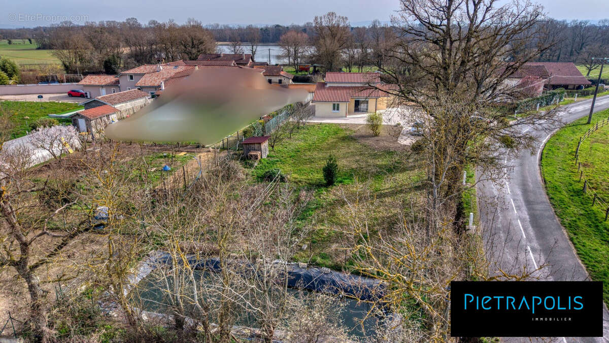 Maison 115 m² à Saint-Nizier-Le-Desert  - photo 4