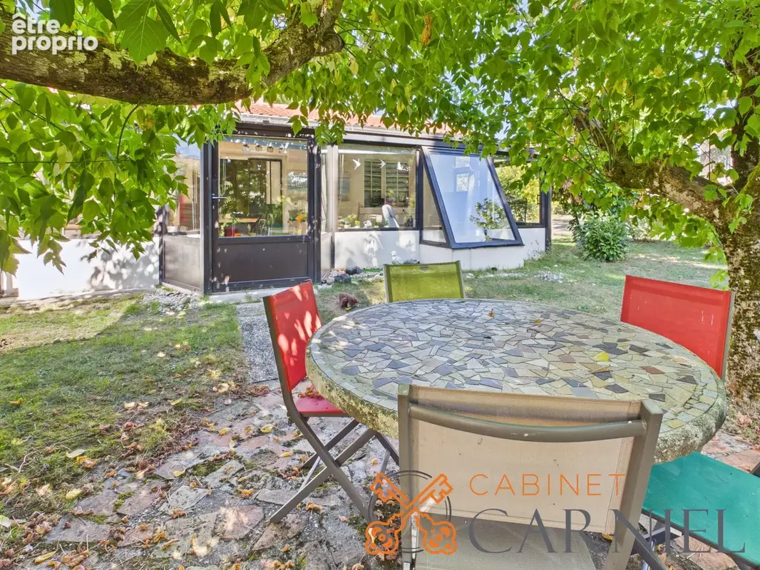 Maison 110 m2 avec véranda, dépendances et terrain clos - photo 13