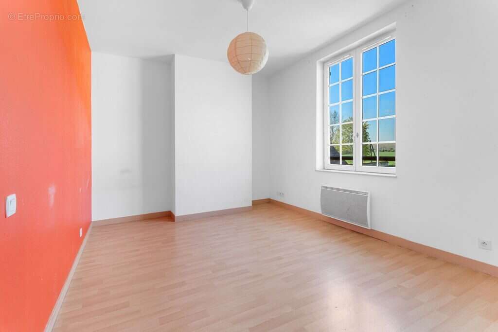 Maison à MEZIDON-CANON