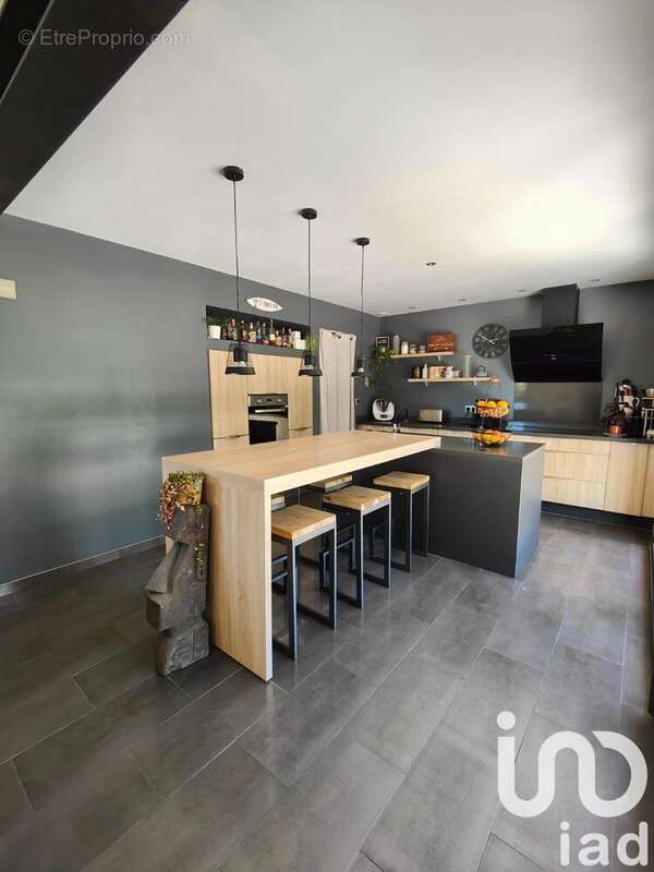 Photo 7 - Maison à SENAS