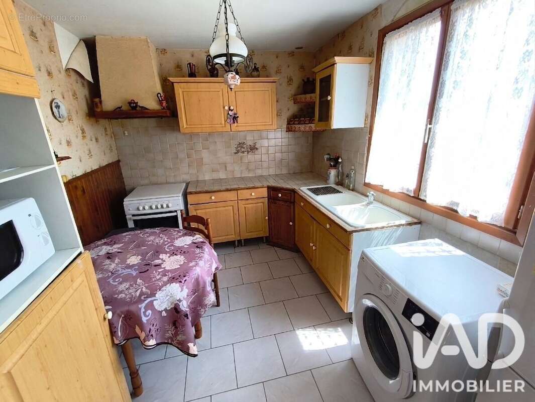 Maison 88 m² à Saint-Aubin-Des-Bois  - photo 7
