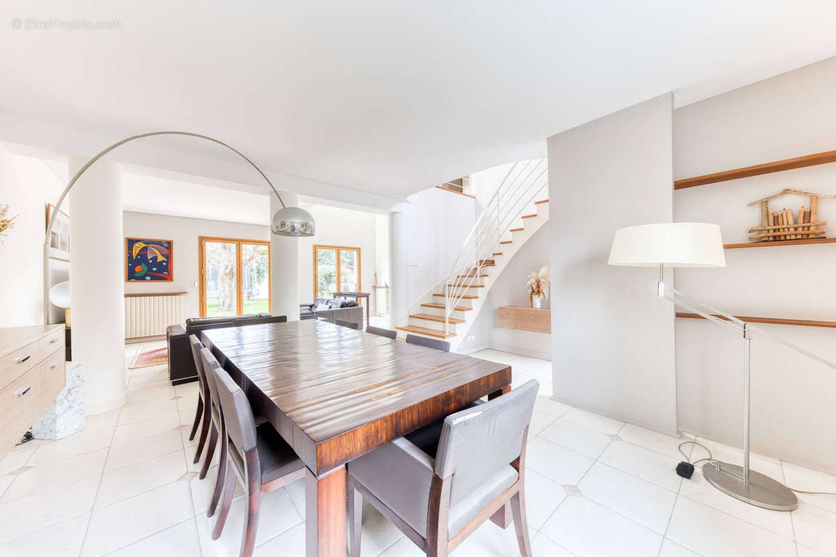 Maison à PONTAULT-COMBAULT