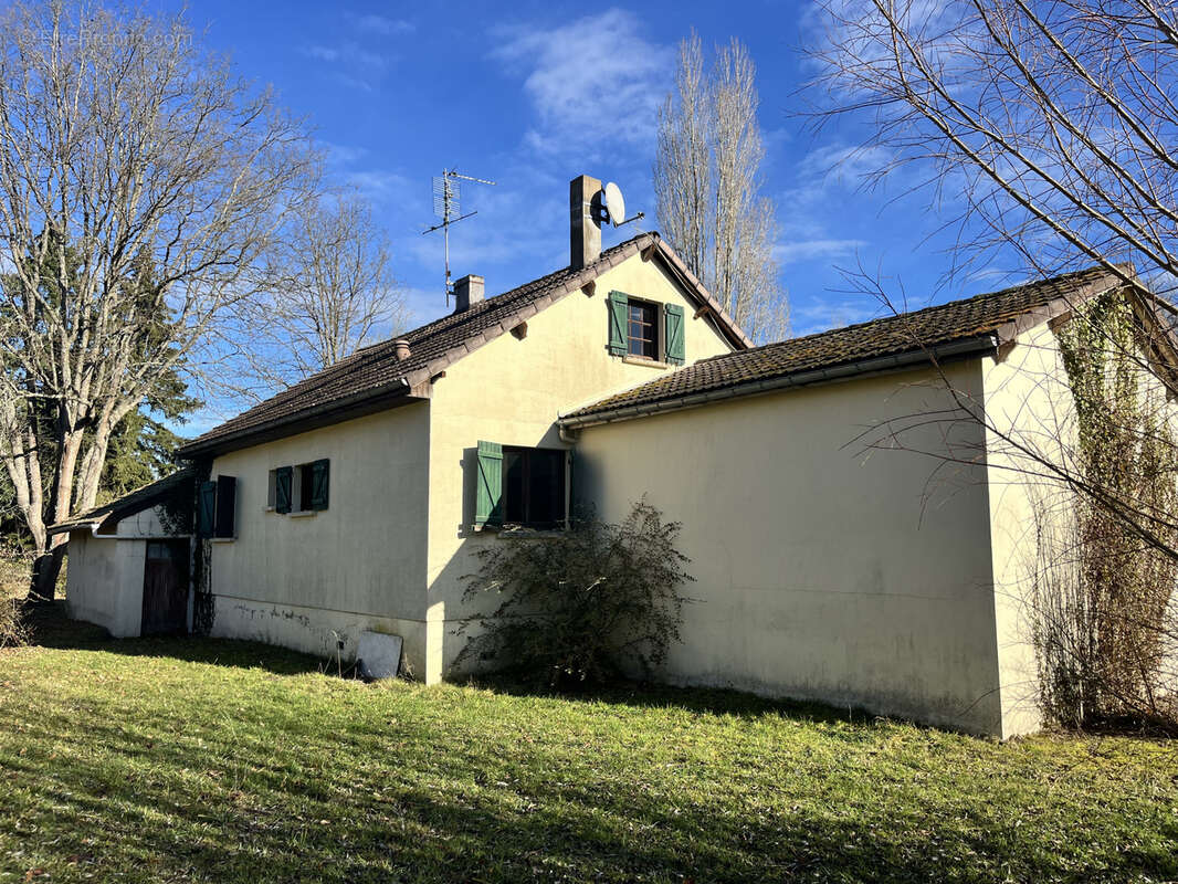 Pavillon avec fort potentiel   126 m2   Grand terrain   Boismorand - photo 8