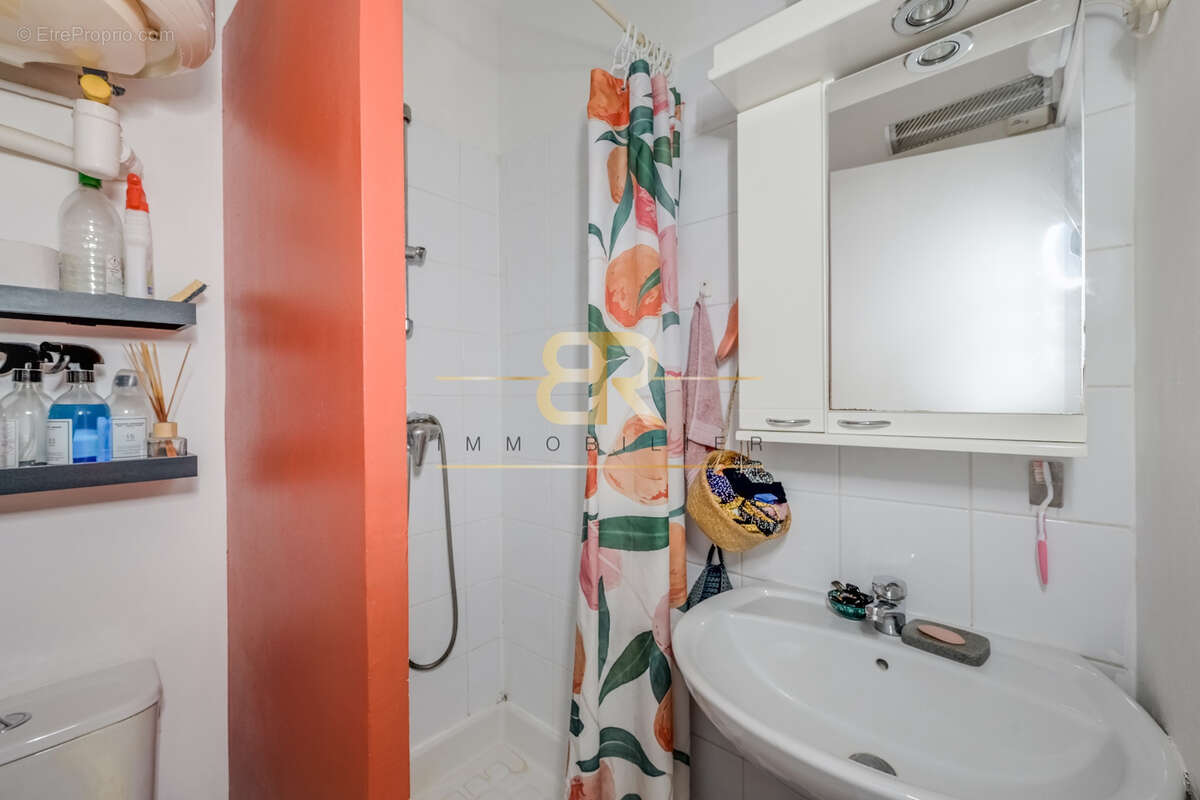Appartement à PARIS-2E