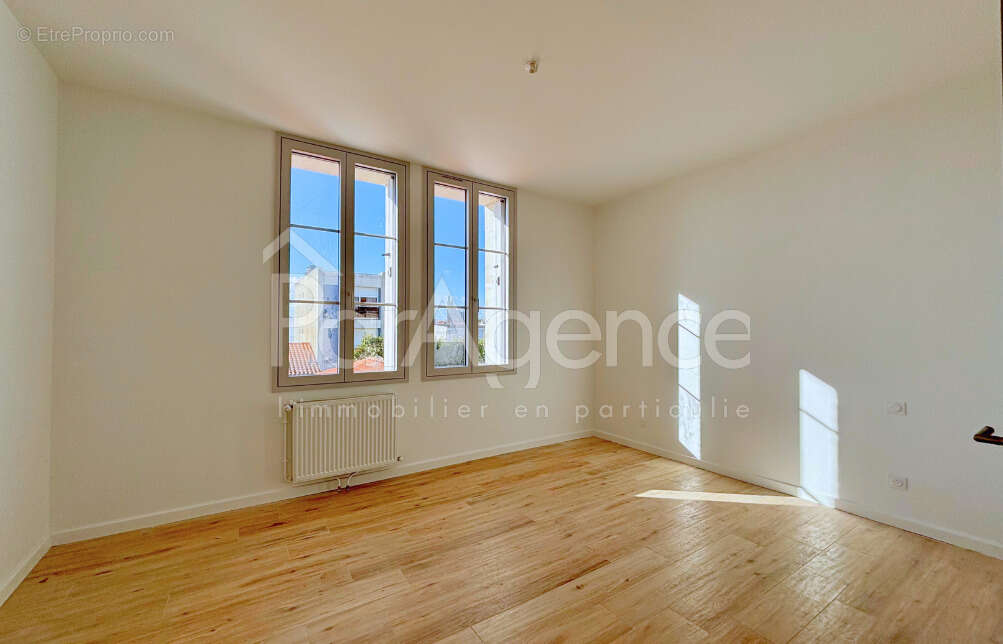 Maison entièrement rénovée - Grand sous-sol - Centre-ville - photo 19