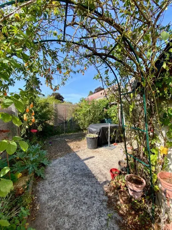 A VENDRE : Maison de bourg à Chouzy sur Cisse - photo 3