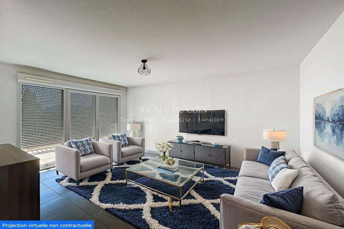 Appartement à LE MUY