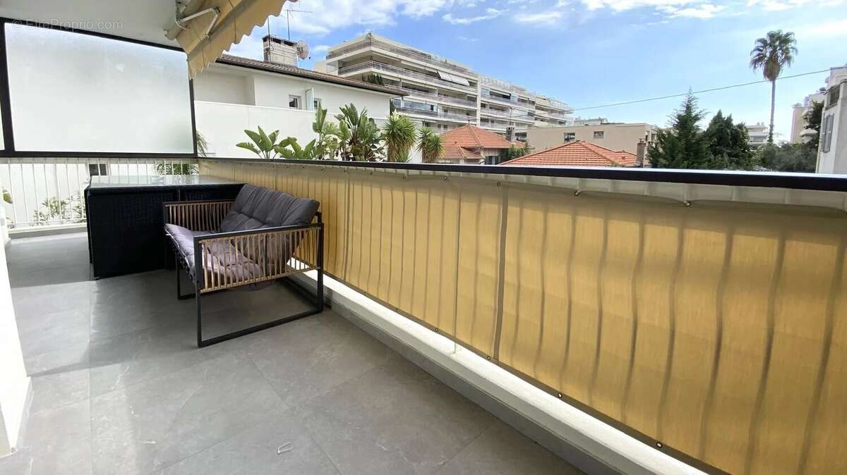 Appartement à CANNES