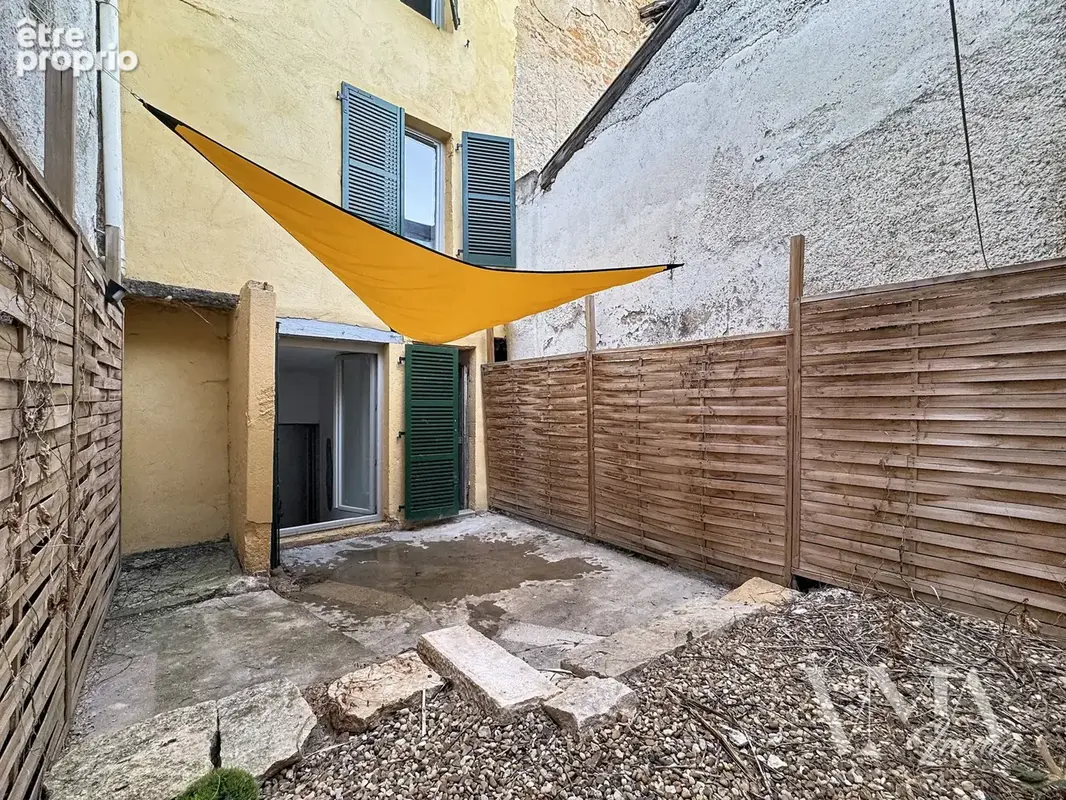 Villefranche-sur-Saône (69400) — Appartement T2 rénové avec terrasse — 138 000€ - photo 13