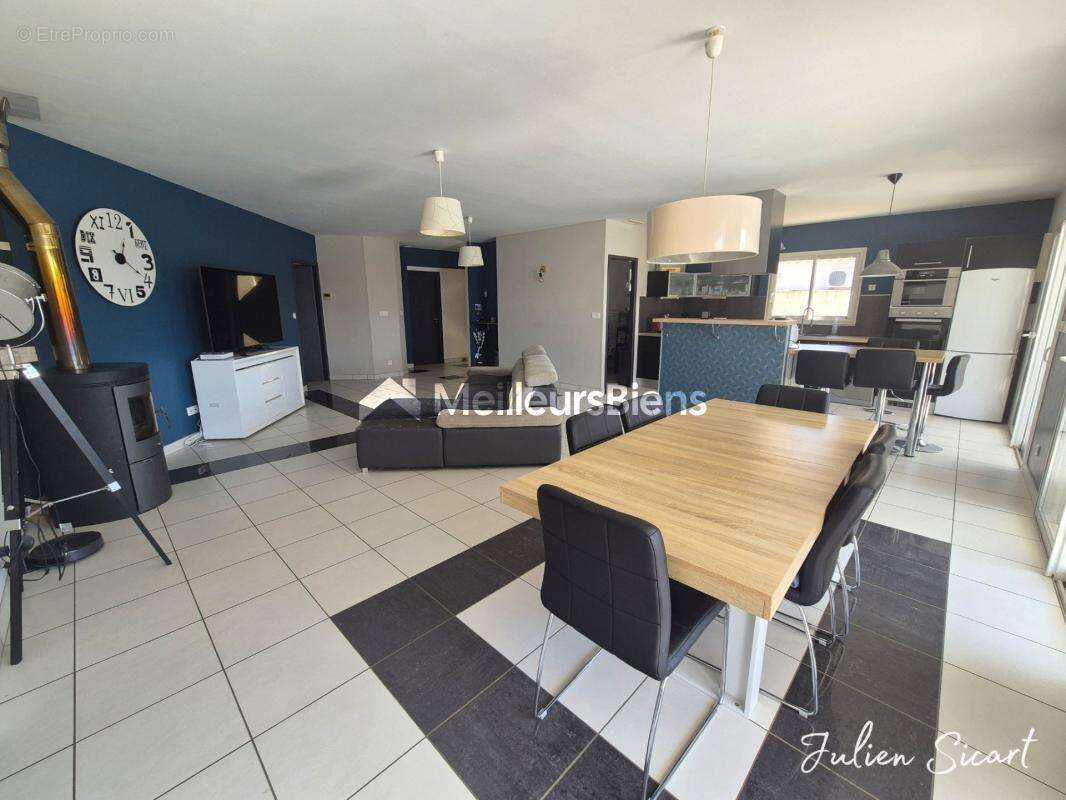 Villa 4 faces avec piscine - photo 8