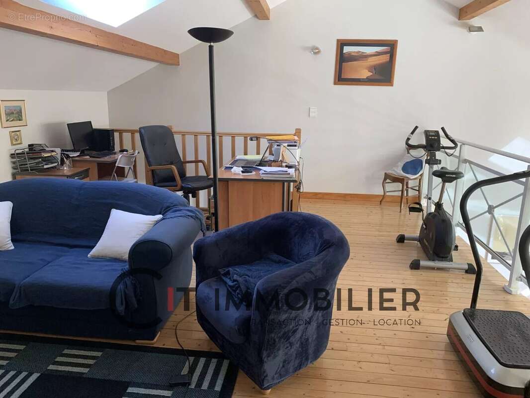 Maison à LA TOUR-DU-PIN