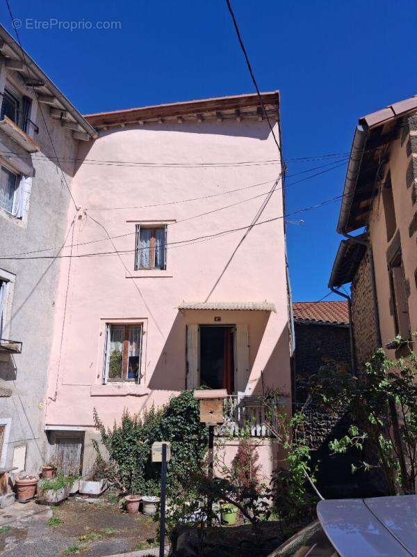 Maison à ESPALY-SAINT-MARCEL