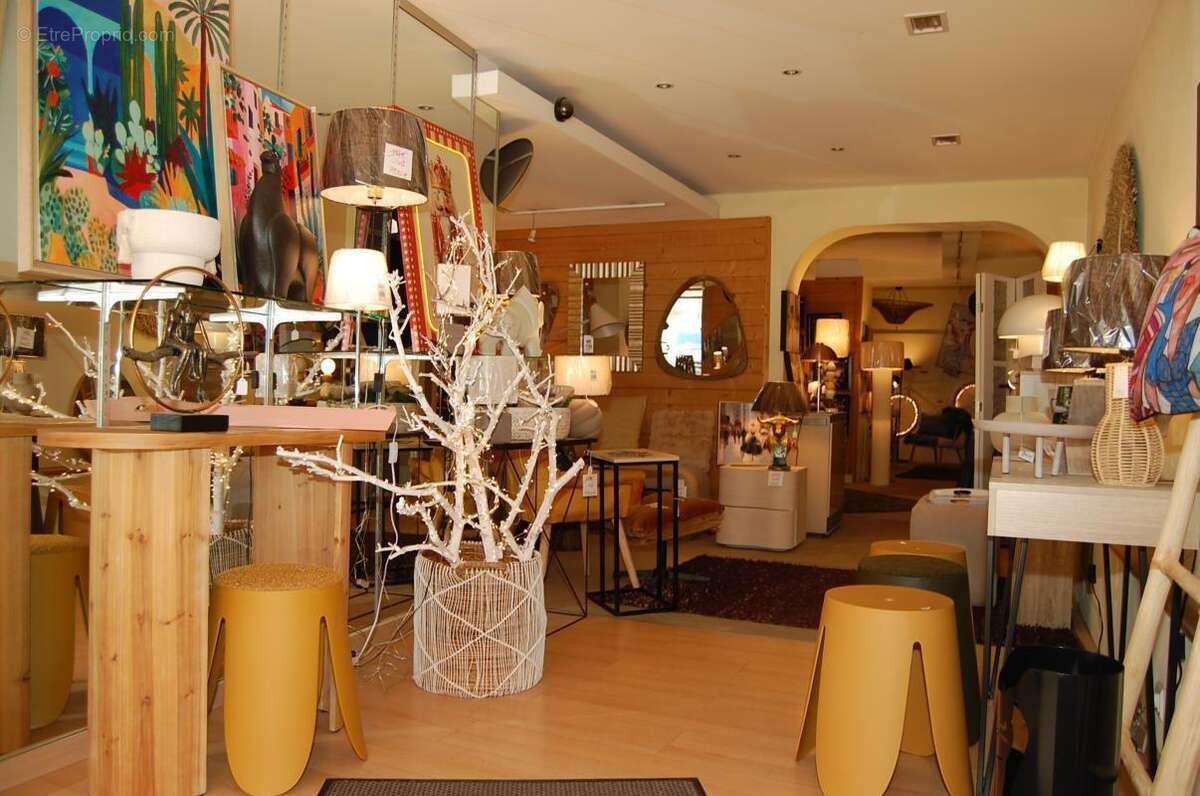 Locaux/Biens immobiliers - photo 6