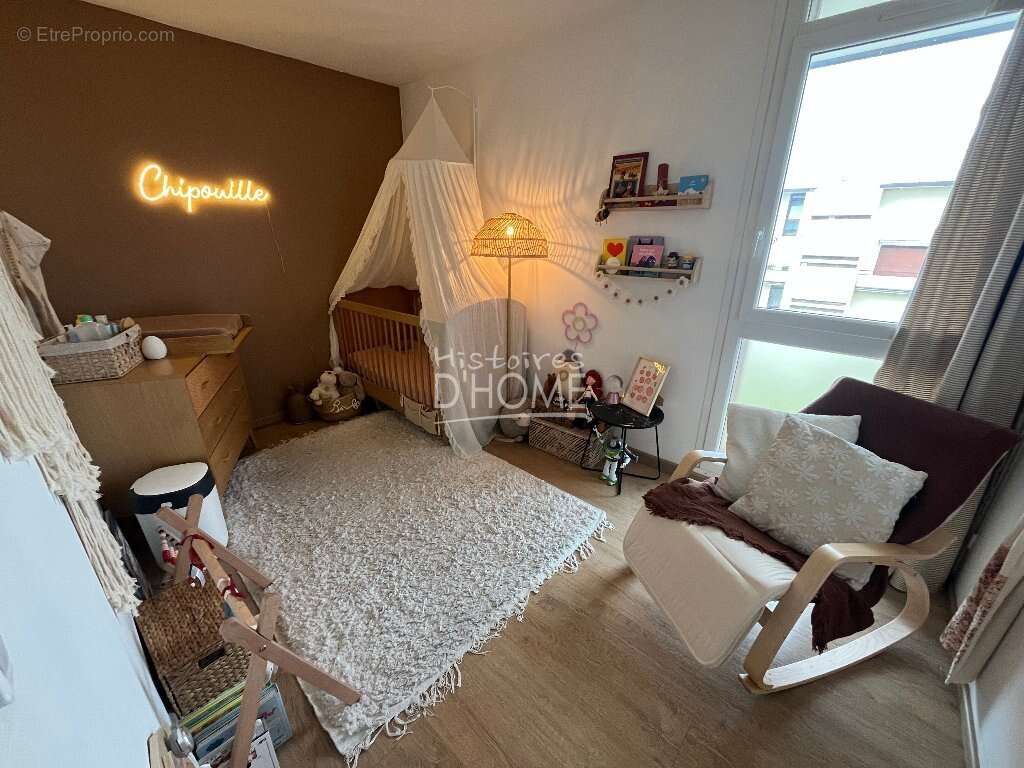 Appartement à BRIE-COMTE-ROBERT