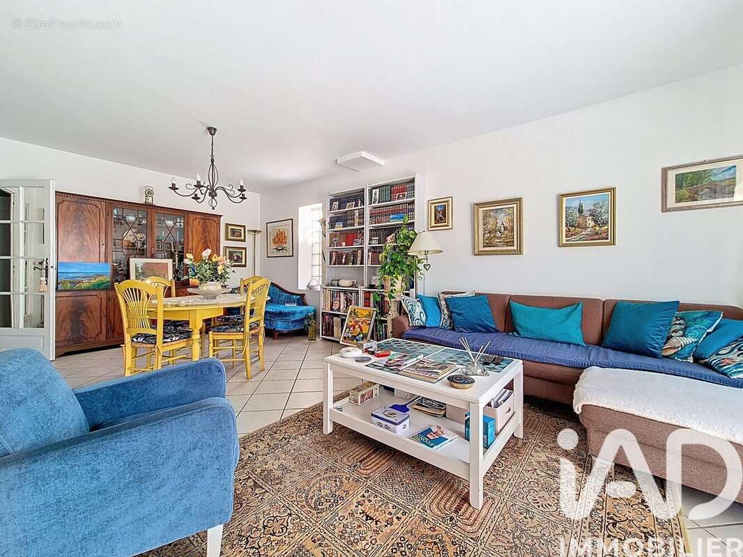 Photo 3 - Maison à VIGNEUX-SUR-SEINE