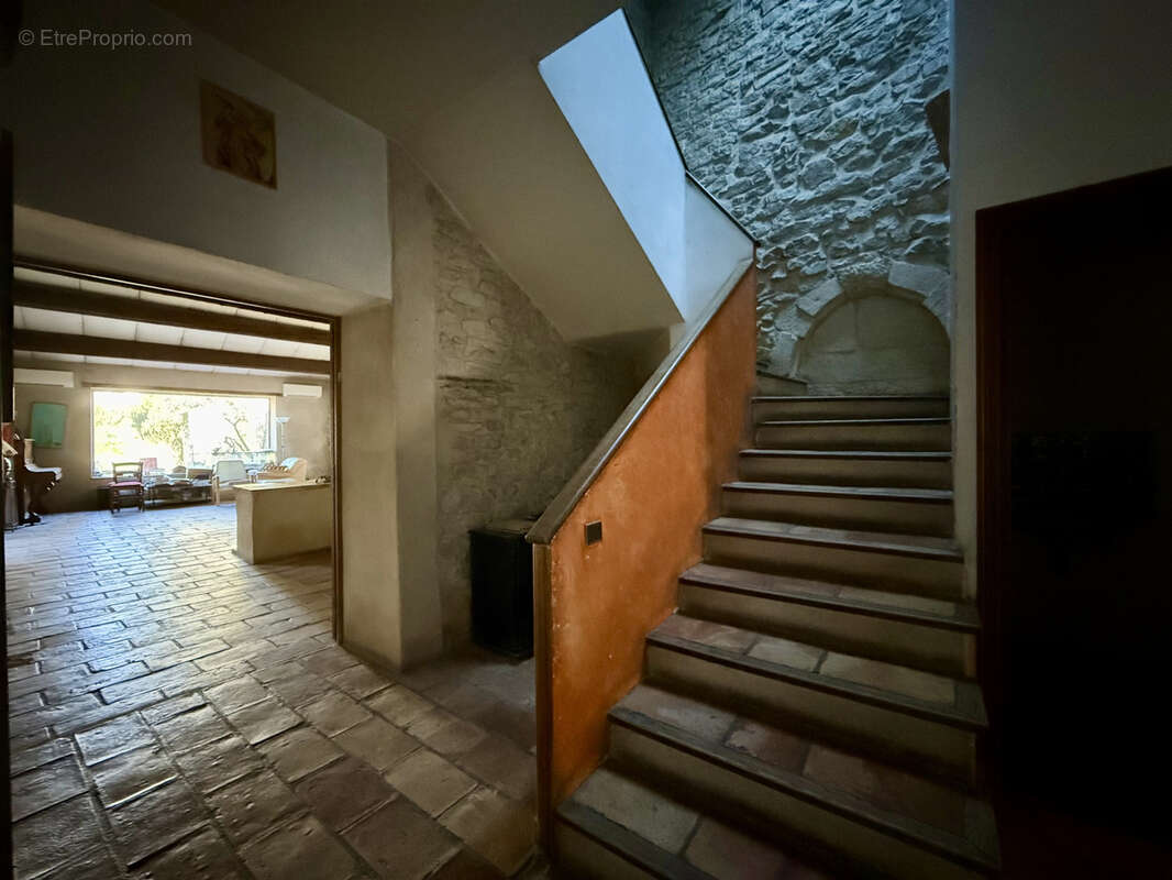 Maison à MILHAUD