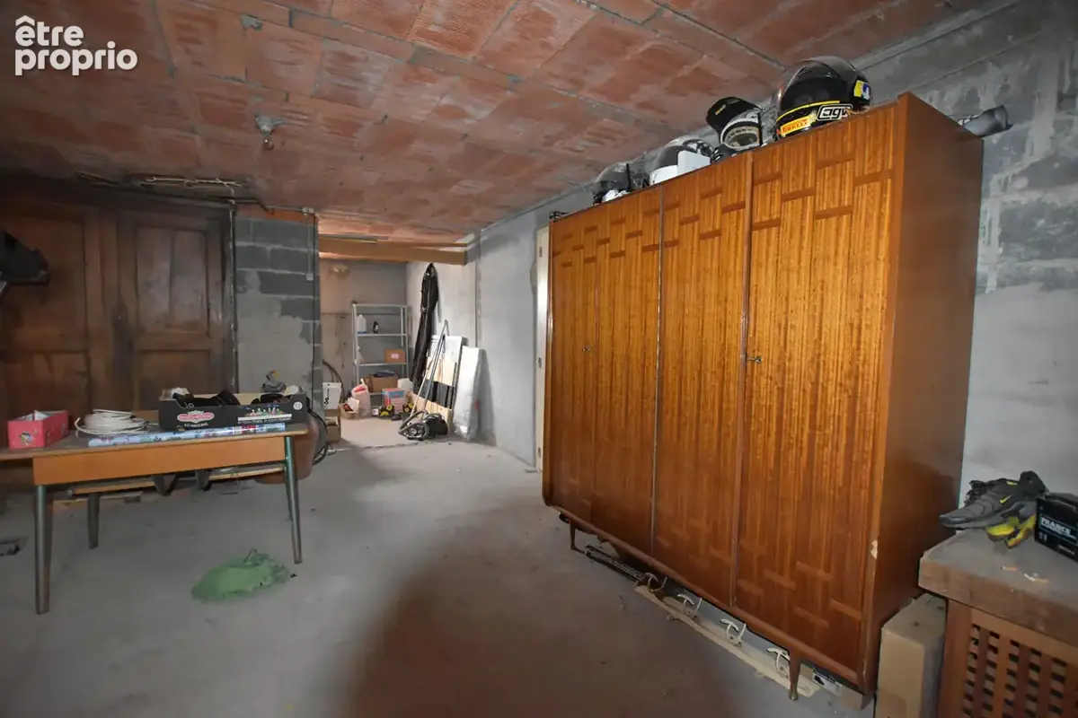 Proche Saint Pourçain sur Sioule, maison familiale de 5 chambres - photo 12