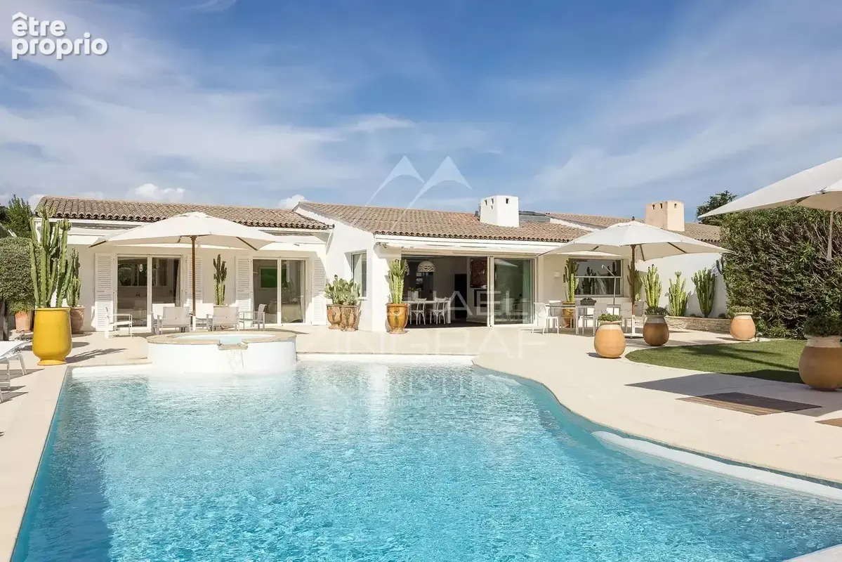 Photo Maison à Villeneuve-Loubet au prix de 1 990 000€