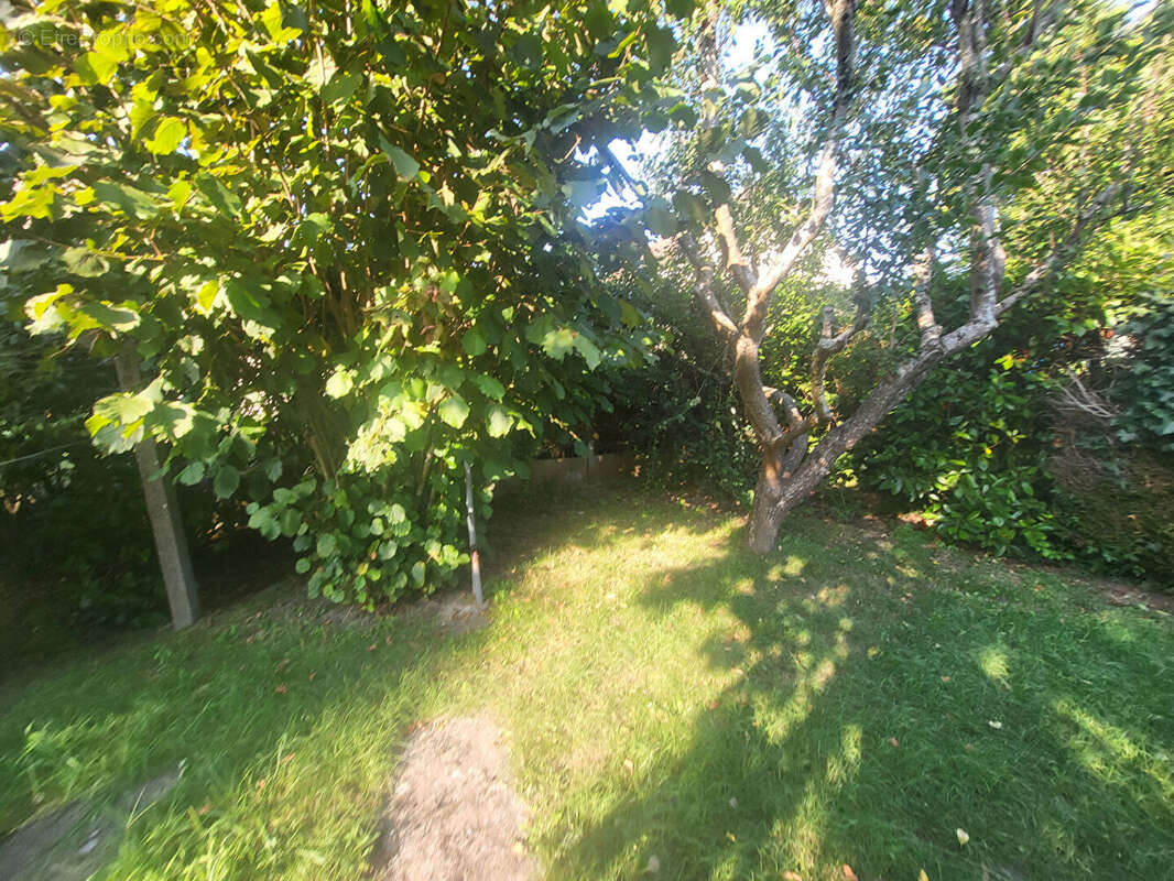 Maison à FLEURY-LES-AUBRAIS