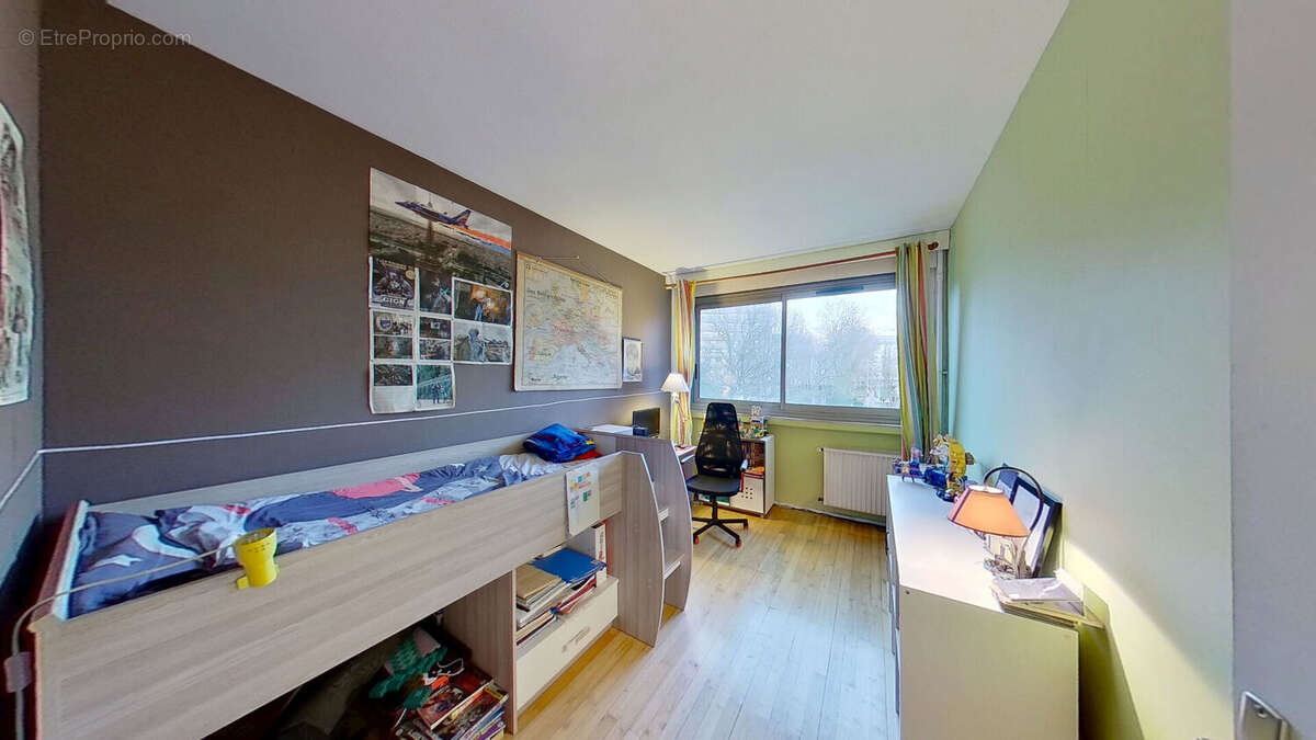 Appartement à LYON-8E