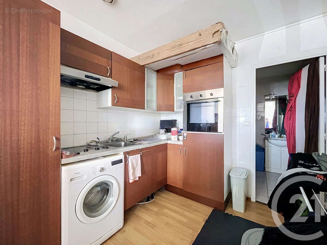 Appartement 32 m² à Sens  - photo 4