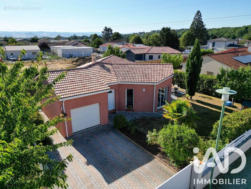 Photo 1 - Maison à ISSOIRE