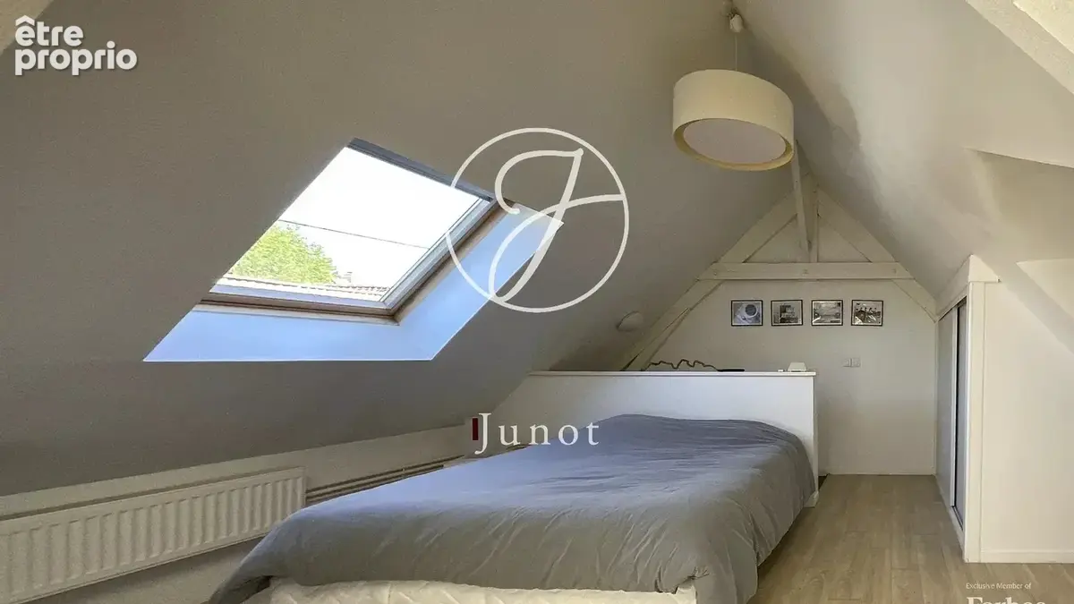 Gruson – Ferme au carré à vendre – 178m² - 4 chambres – Bureau - Jardin – Cave – Grange - photo 8