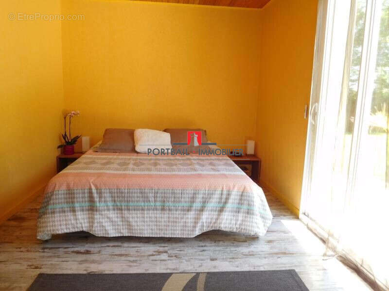 Maison 150 m² à Saint-Andre-De-Cubzac  - photo 7