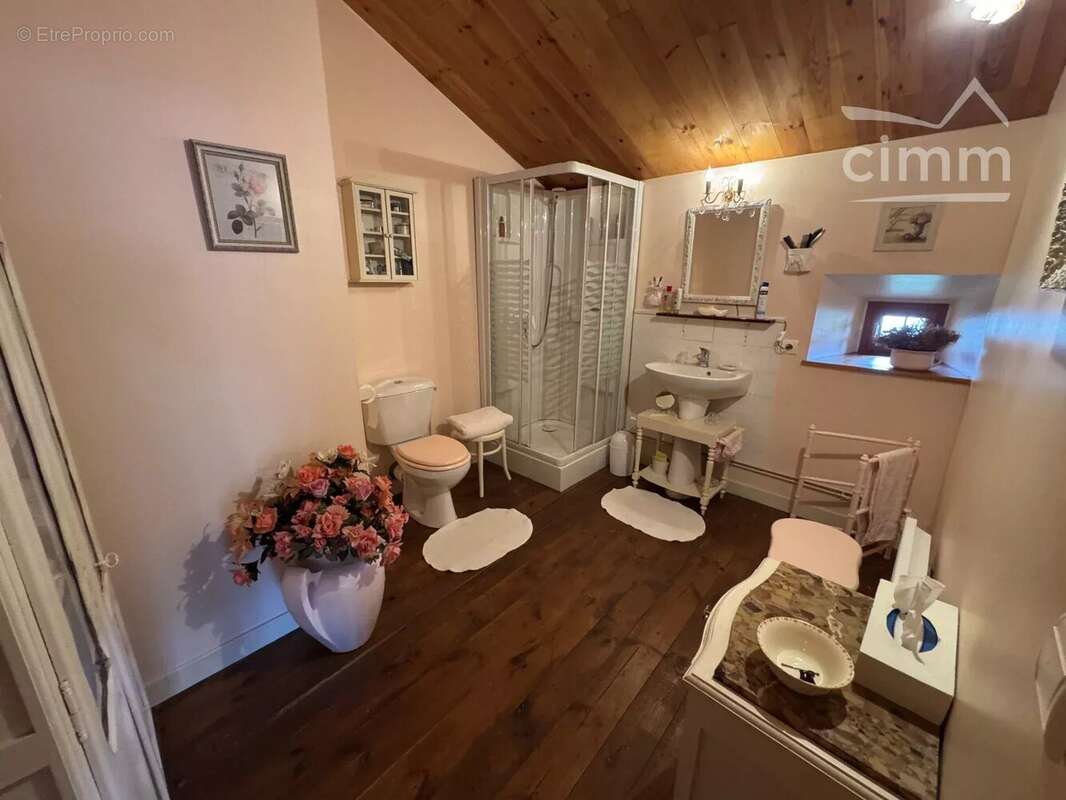 Maison de village en pierre - photo 6