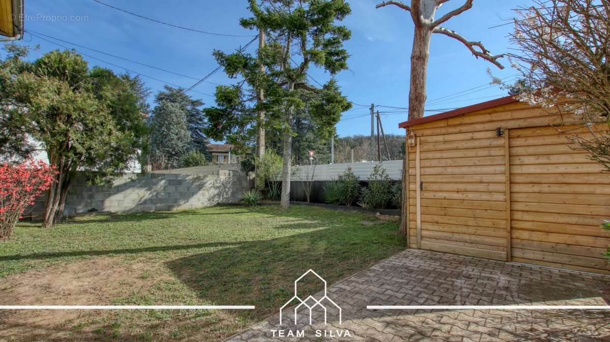 Maison à ROUSSILLON