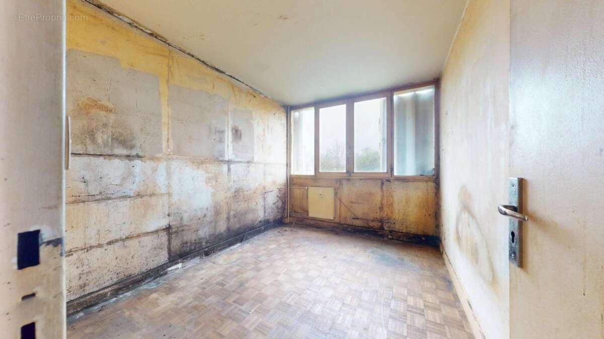 Appartement à LE PLESSIS-TREVISE