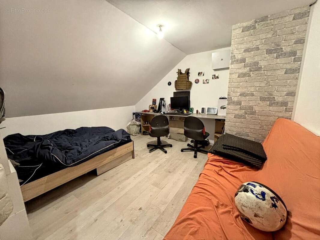 Photo 9 - Maison à CHASSY