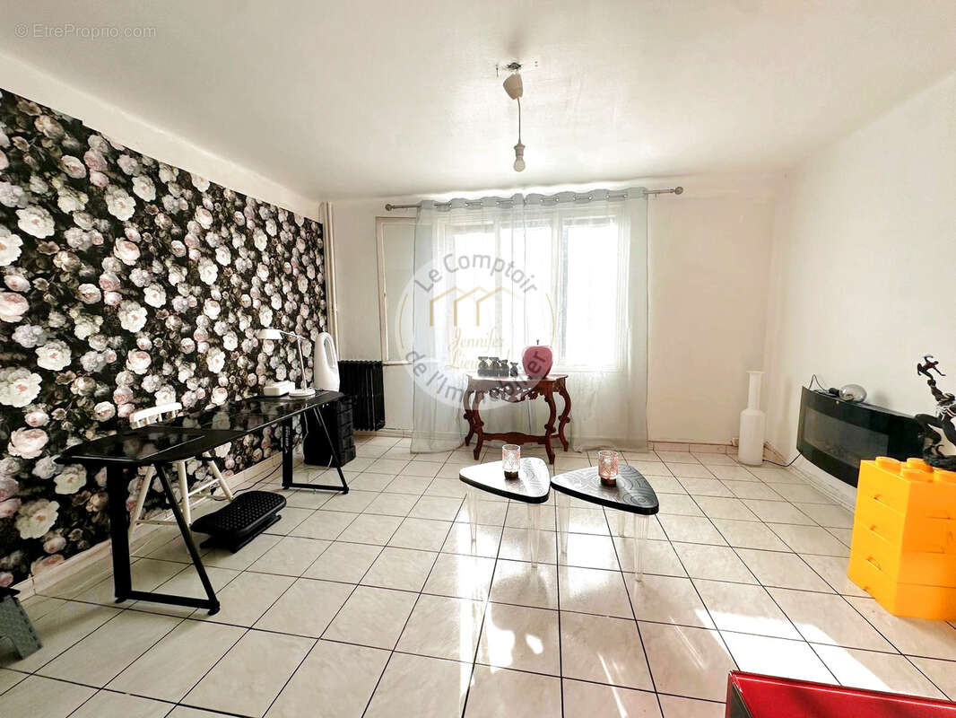 Appartement à MARSEILLE-9E