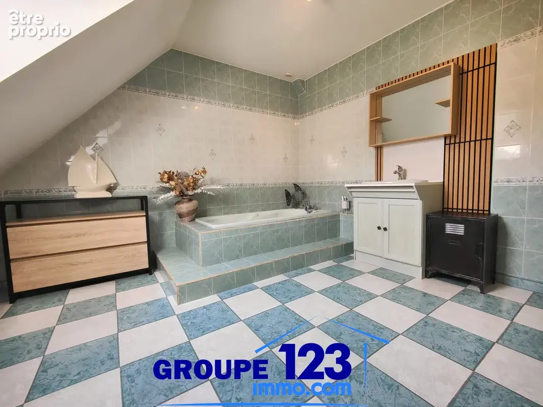 À JOIGNY   Une maison familiale qui a beaucoup à offrir - photo 14