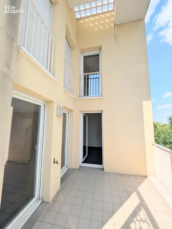 T3 en duplex -  Grande terrasse - Box - Gennevilliers - photo 7