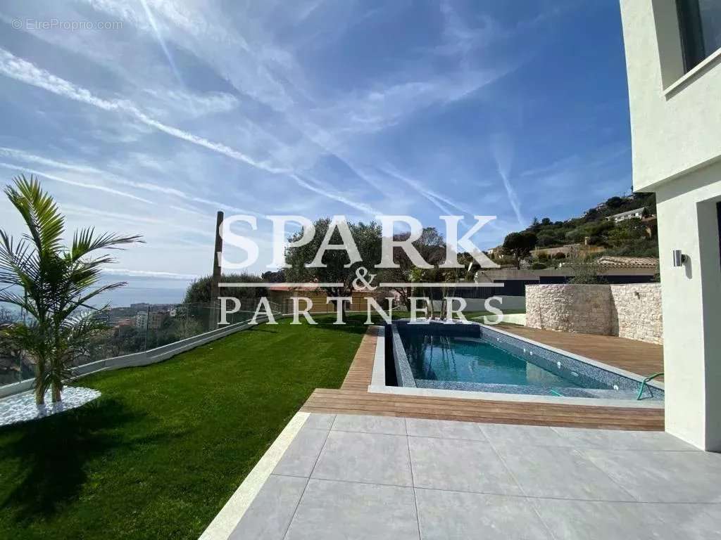 Maison à BEAUSOLEIL