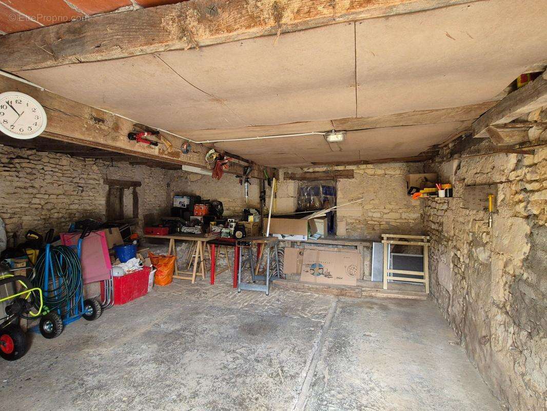 Maison à JUSSY-LE-CHAUDRIER