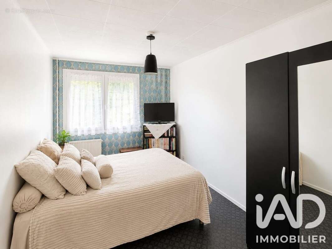 Appartement 84 m² à Charleville-Mezieres  - photo 2