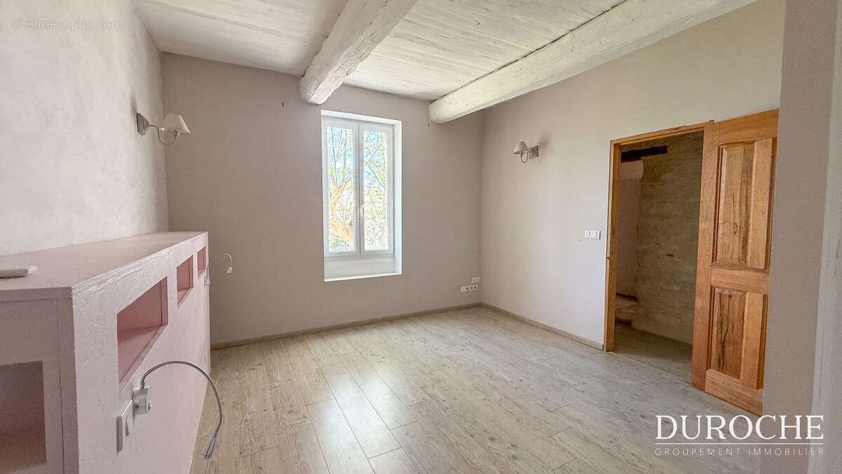 Maison à CADEROUSSE