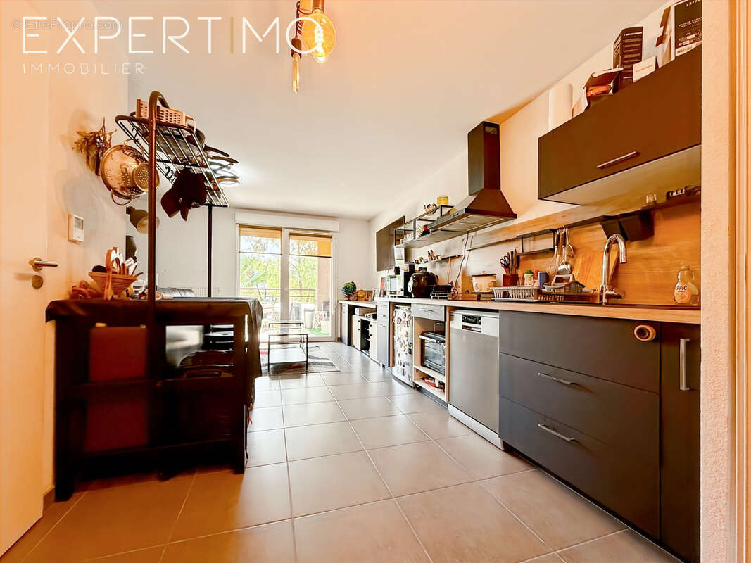 Appartement à JUVIGNAC