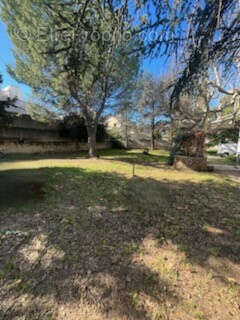 Terrain à MARSEILLE-11E