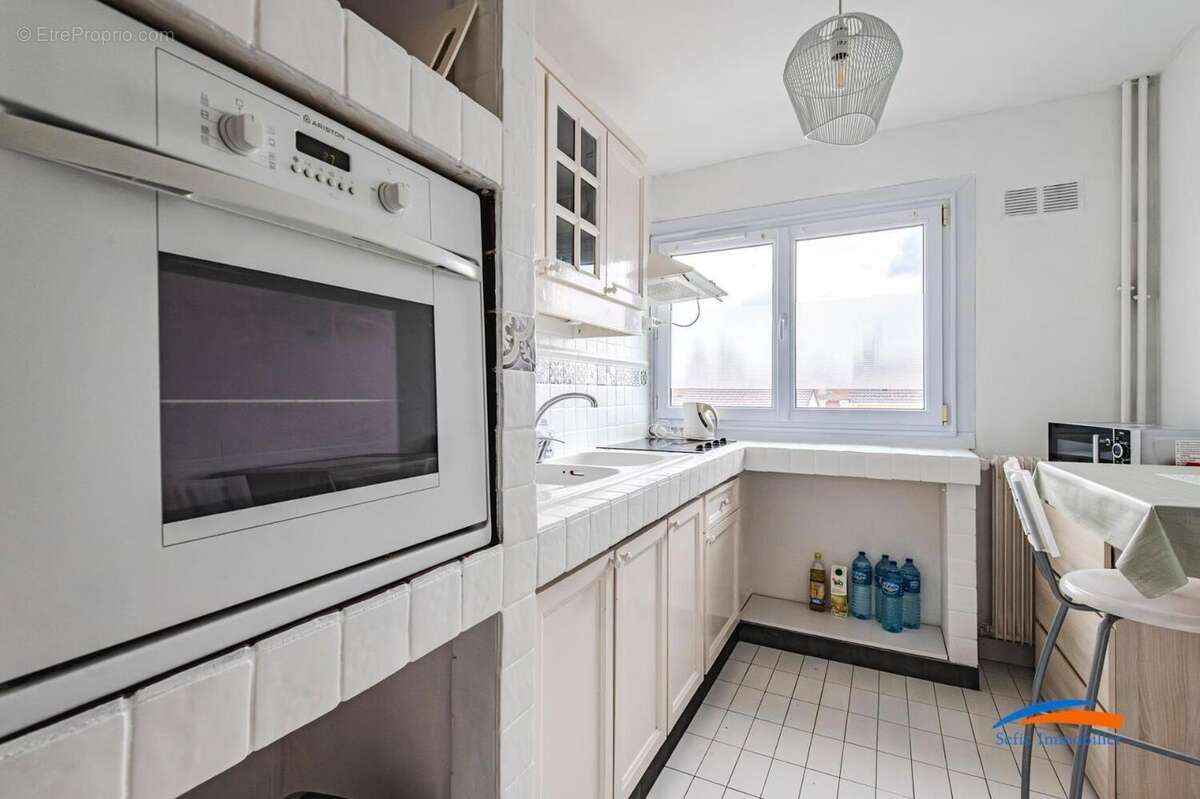   - Appartement à REIMS
