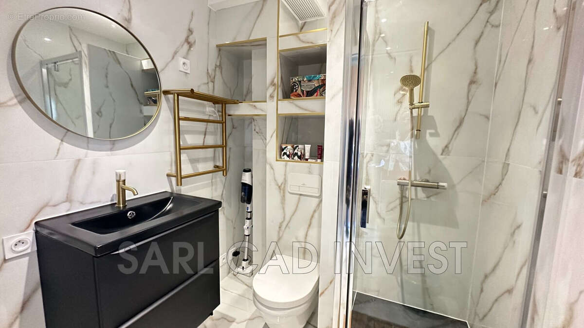 Appartement à VALLAURIS