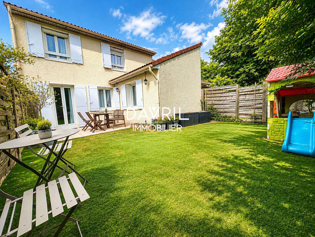 Maison à CONFLANS-SAINTE-HONORINE